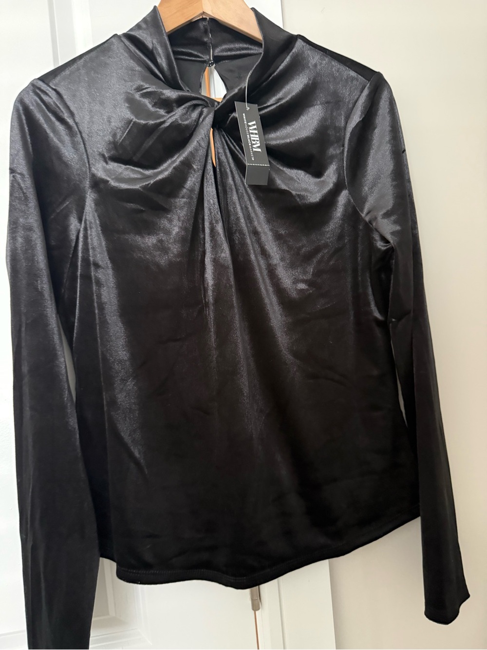 Metallic Black velvet Twist-Neck Long Sleeve Top size Large